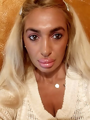 Sexy blonde with big sexy lips