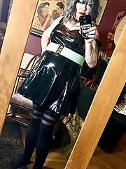 A juicy fat pink pussy gets hammered by a huge cock